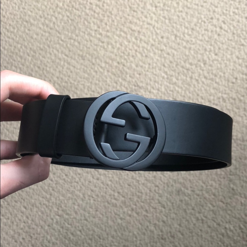 Black Gucci Leather Belt with Interlocking G